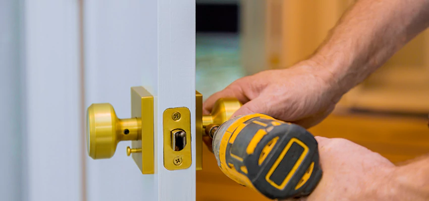 Local Locksmith For Key Fob Replacement in Charter Oak, California