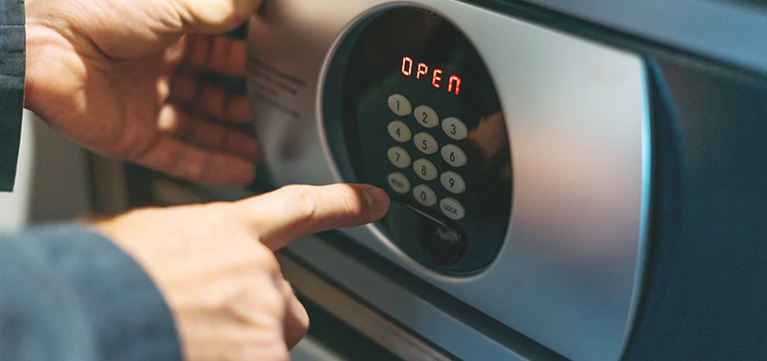 Cash Safe Openers in Charter Oak, California