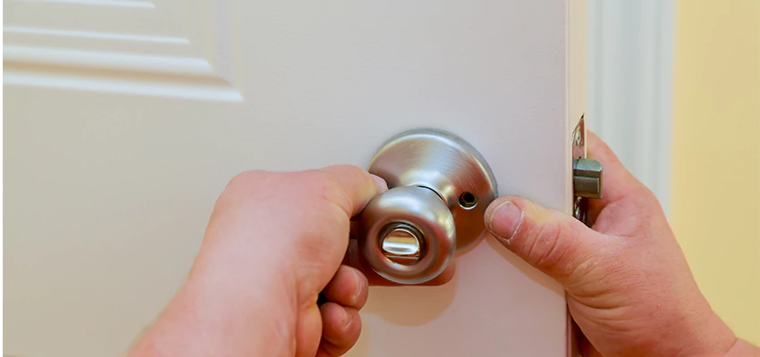 After-hours Locksmith For Lock And Key Installation in Charter Oak, CA