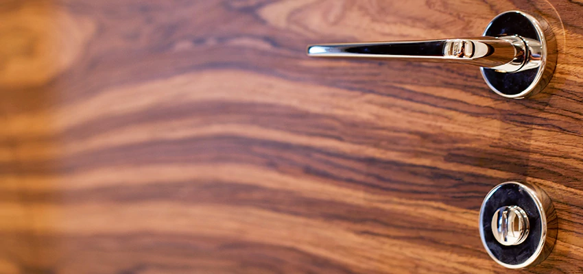 On Demand Locksmith For Key Fobs Repair in Charter Oak, California