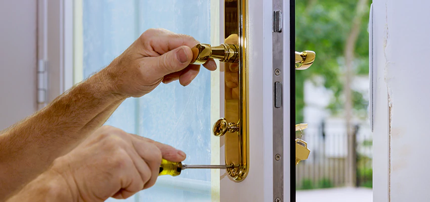 Local Locksmith For Key Duplication in Charter Oak, CA