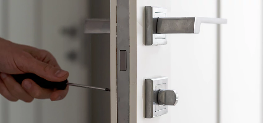 Automotive Lock Installation in Charter Oak, CA